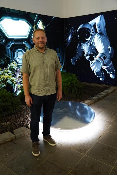 Christian Schröder at the opening of the exhibition in the Palmengarten Frankfurt